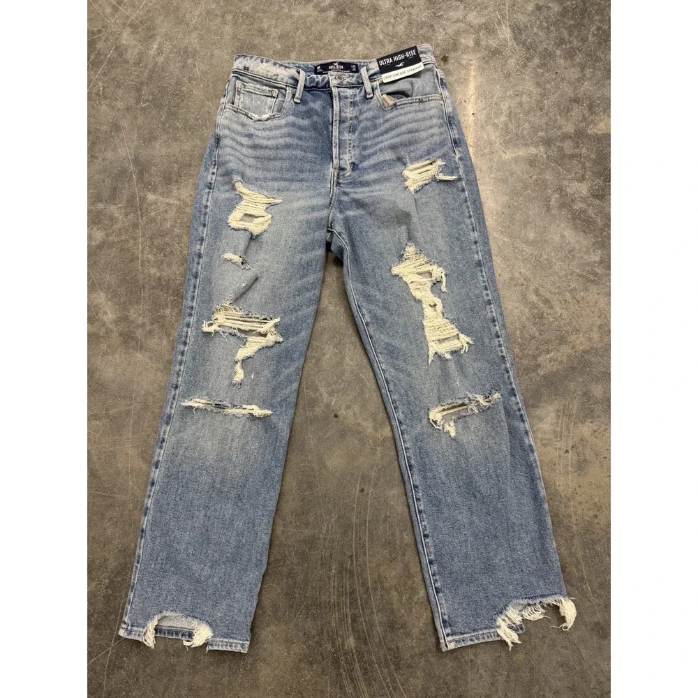 Hollister Women's Ultra High Rise Vintage Straight Crop Jeans Sz 9R 29x26 NWT - Picture 1 of 10